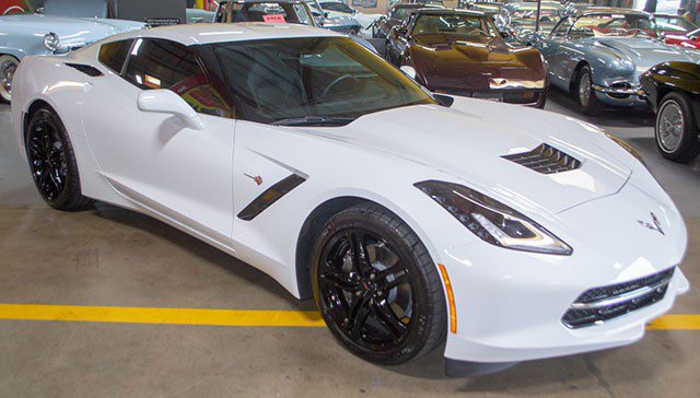 2017 White C7 Corvette-1