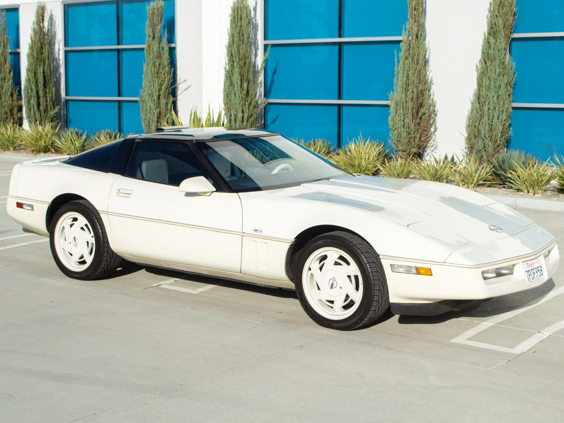 1988 White 35th Anniversary Corvette Coupe 0245 | Corvette Mike | Used