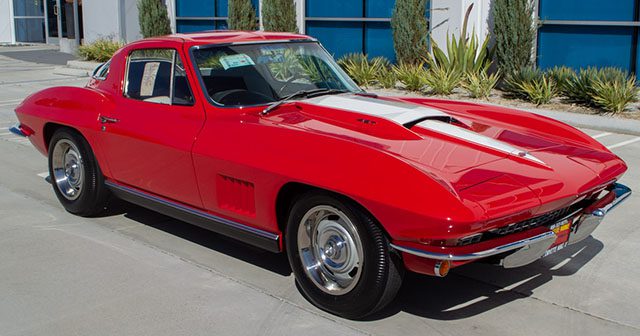 1967 rally red corvette l71 427 435 coupe exterior