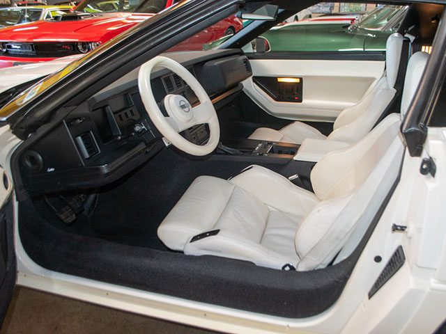 1988 white corvette 35th anniversary coupe interior