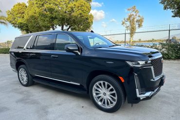 2023 Cadillac Escalade ESV 4WD Premium Luxury