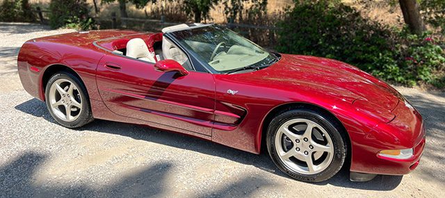 2003 50th anniversey corvette convertible