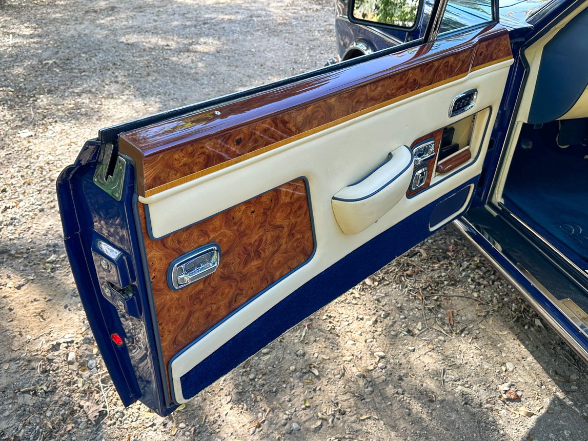 1993 Rolls Royce Cornich 0395