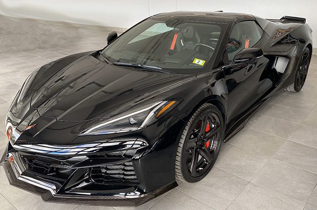 black c8 z06 2