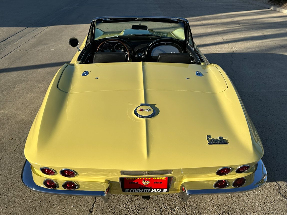 1967 Yellow Corvette Convertible 0859