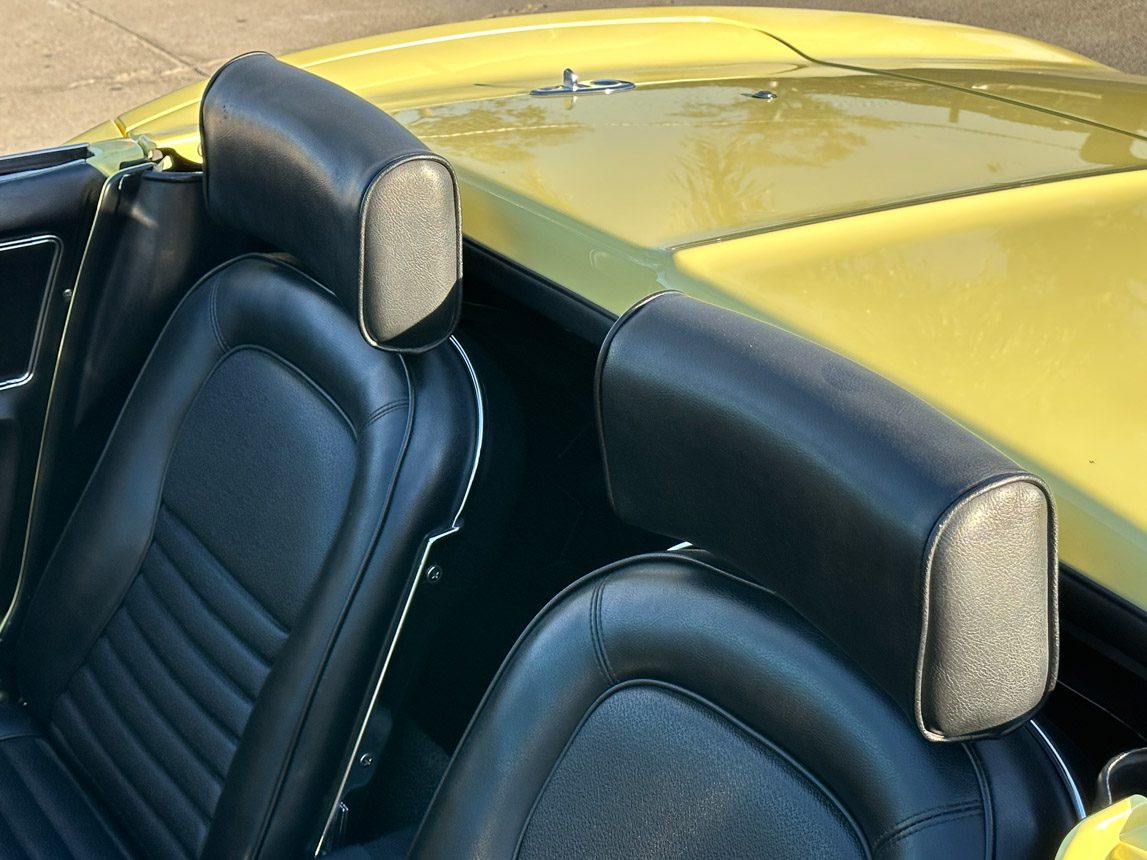 1967 Yellow Corvette Convertible 0863