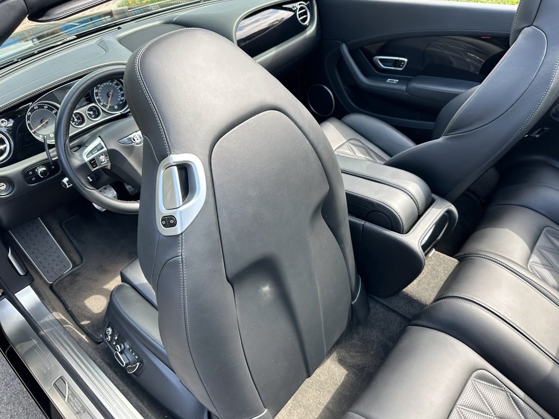 2013 Black Bentley Continental GT 1465