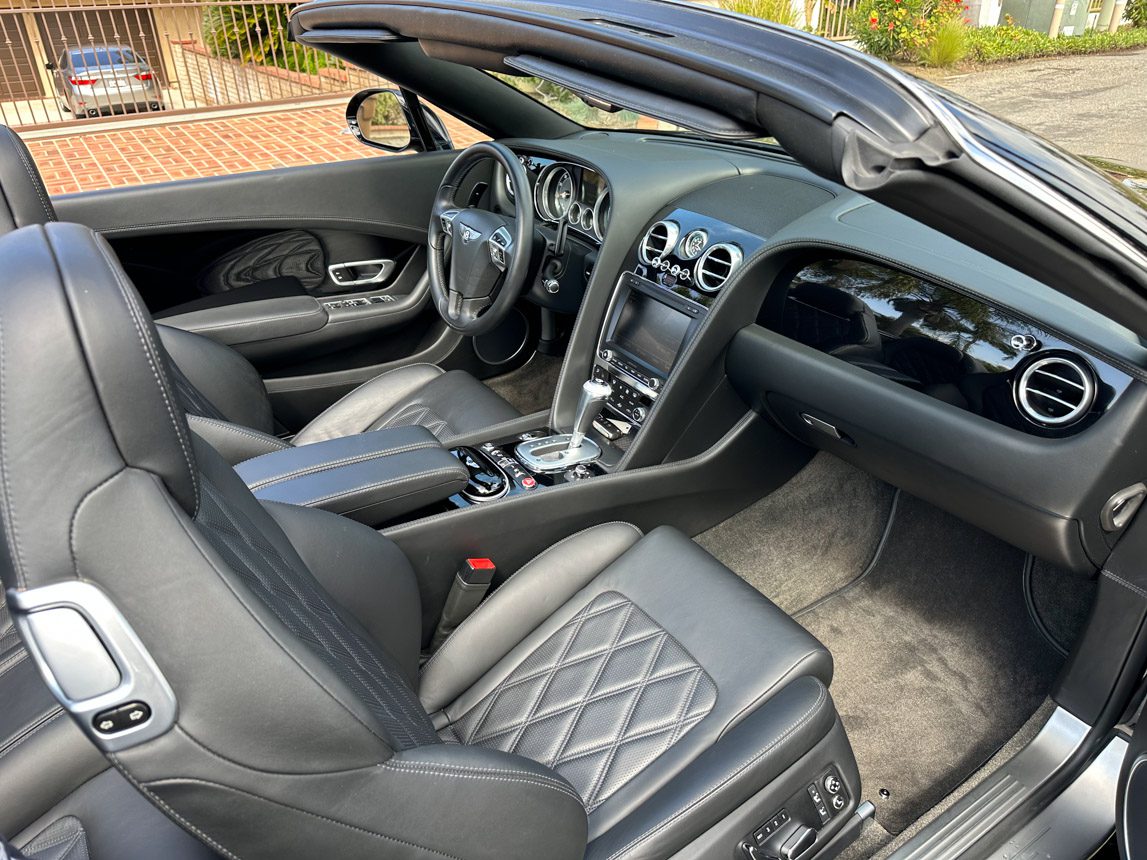 2013 Black Bentley Continental GT 1470