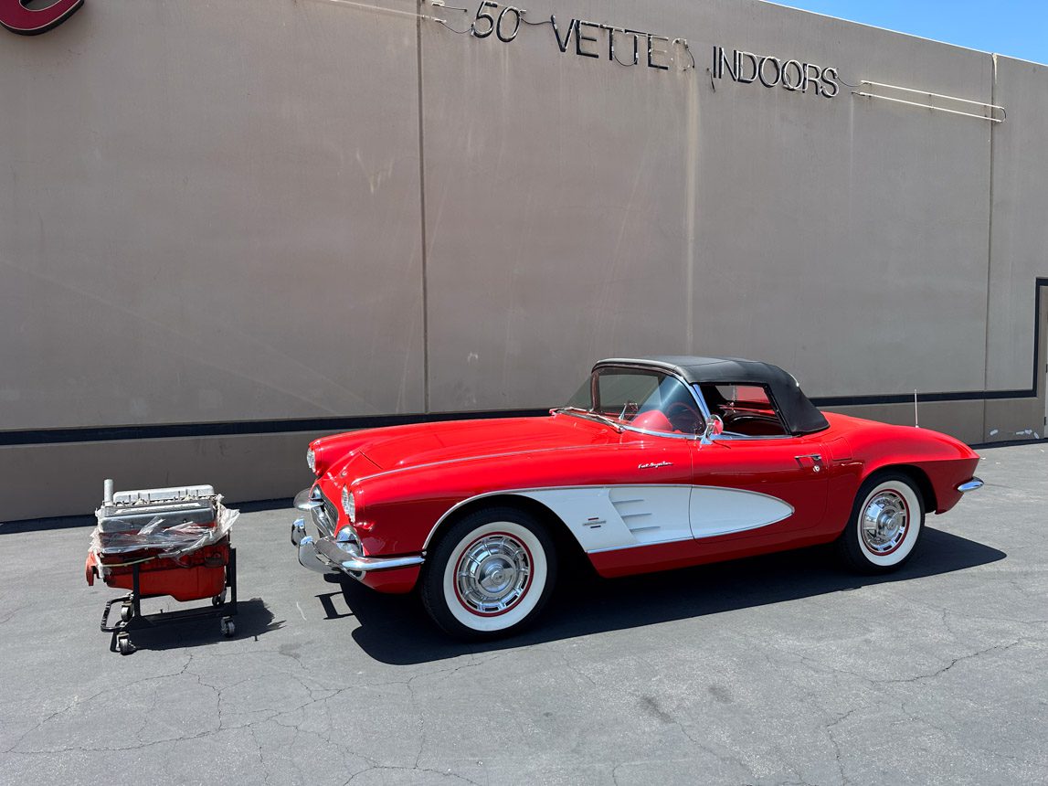 1961 Red Corvette 5578