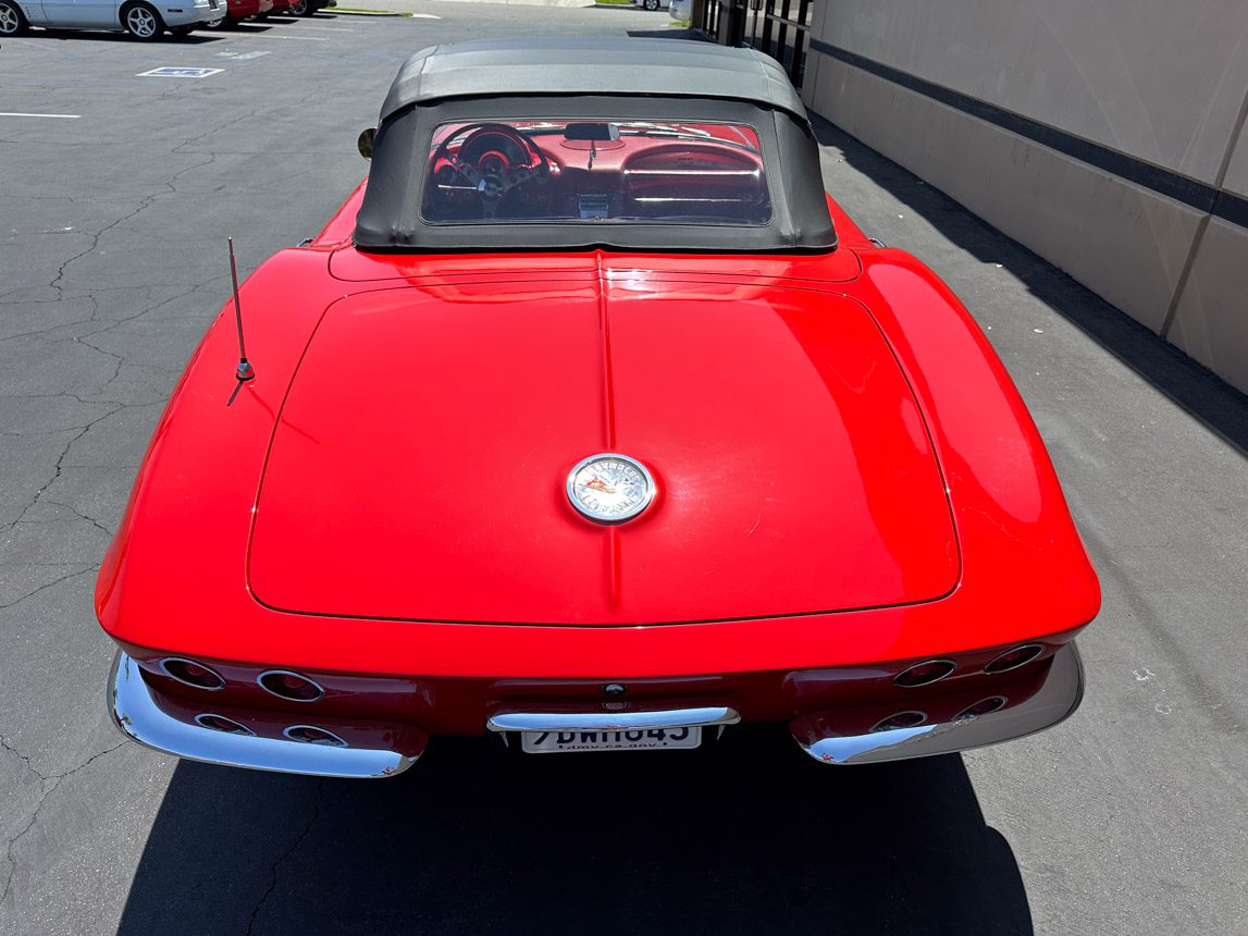 1961 Red Corvette 5585