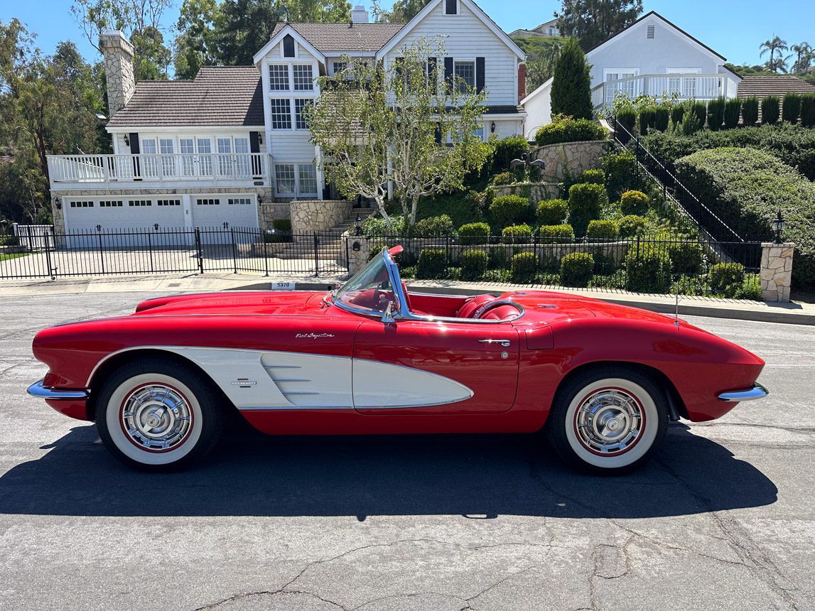 1961 Red Corvette 6033