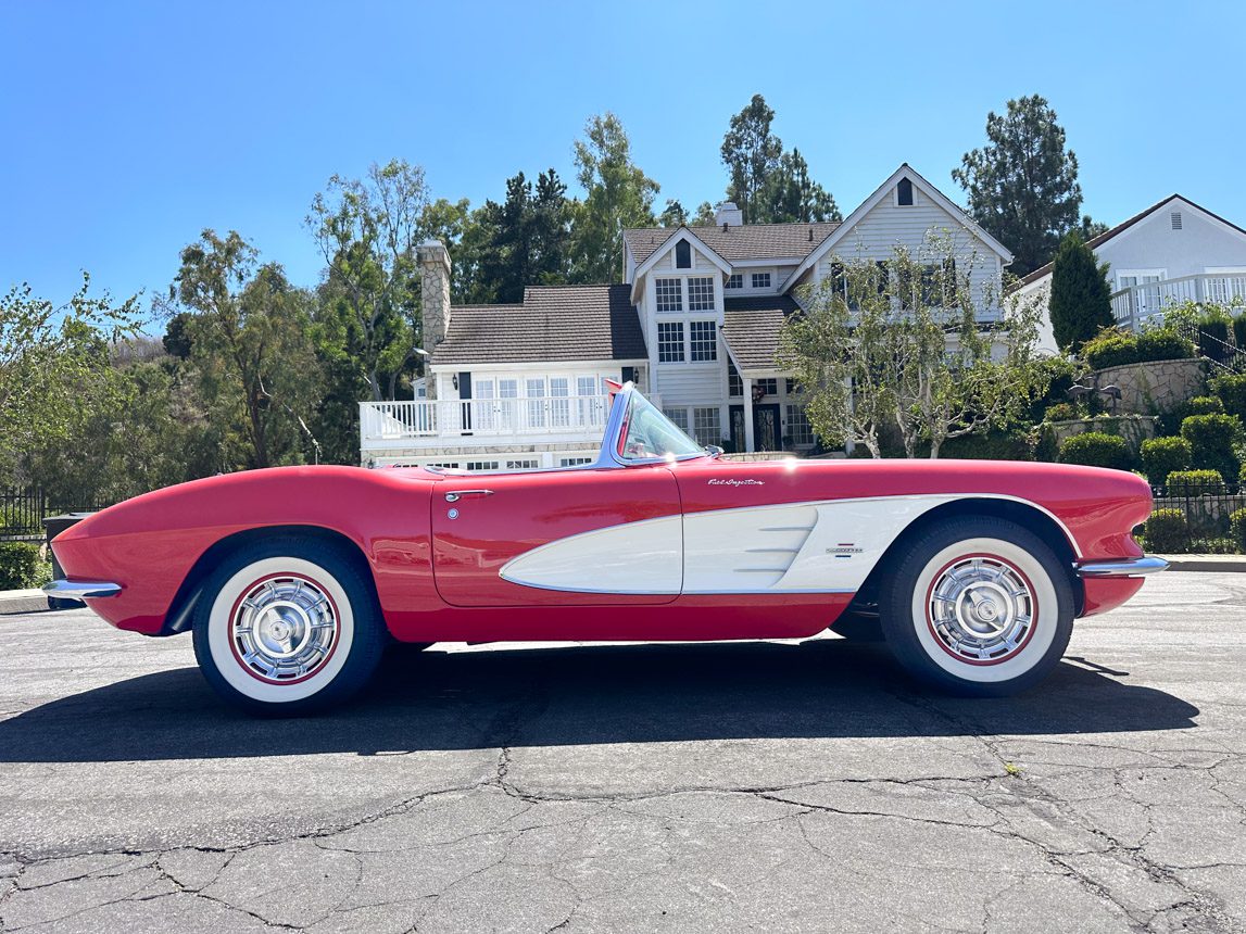 1961 Red Corvette 6042