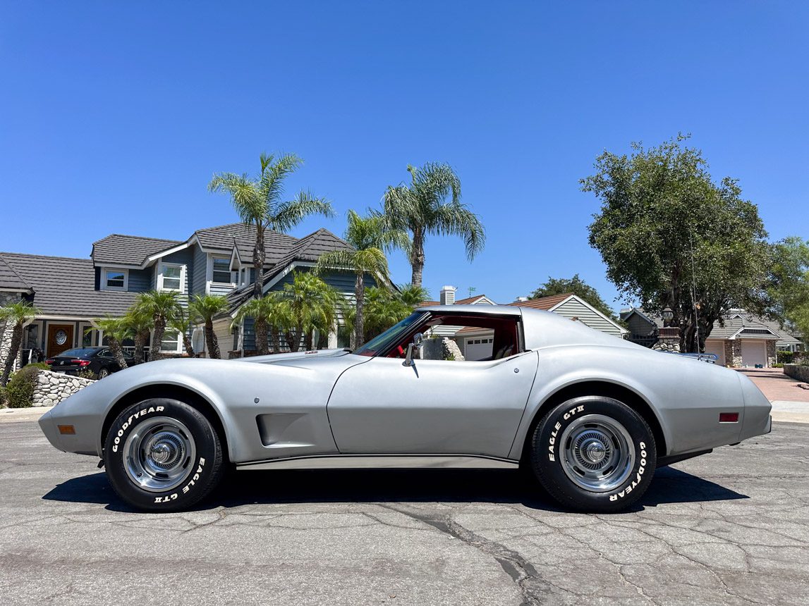 1977 Silver Corvette Coupe 5624