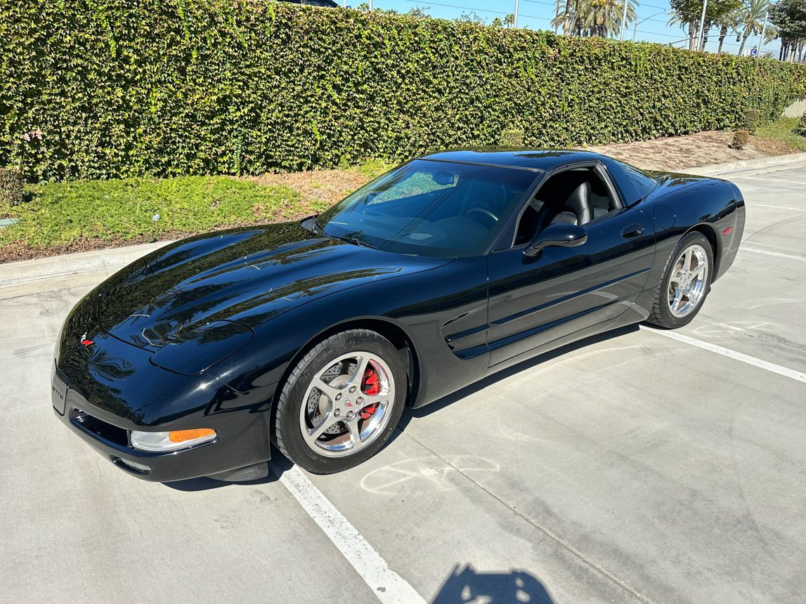 2004 Black Corvette Coupe (18 of 41)