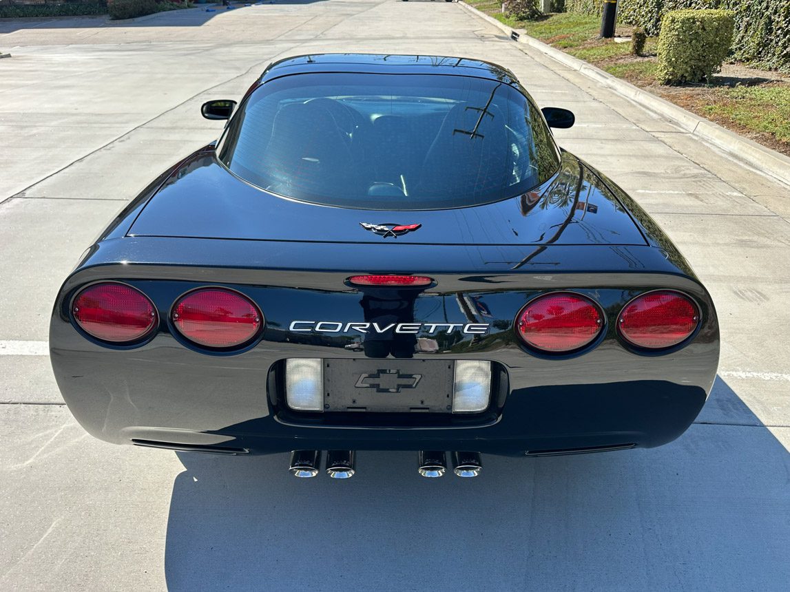 2004 Black Corvette Coupe (23 of 41)