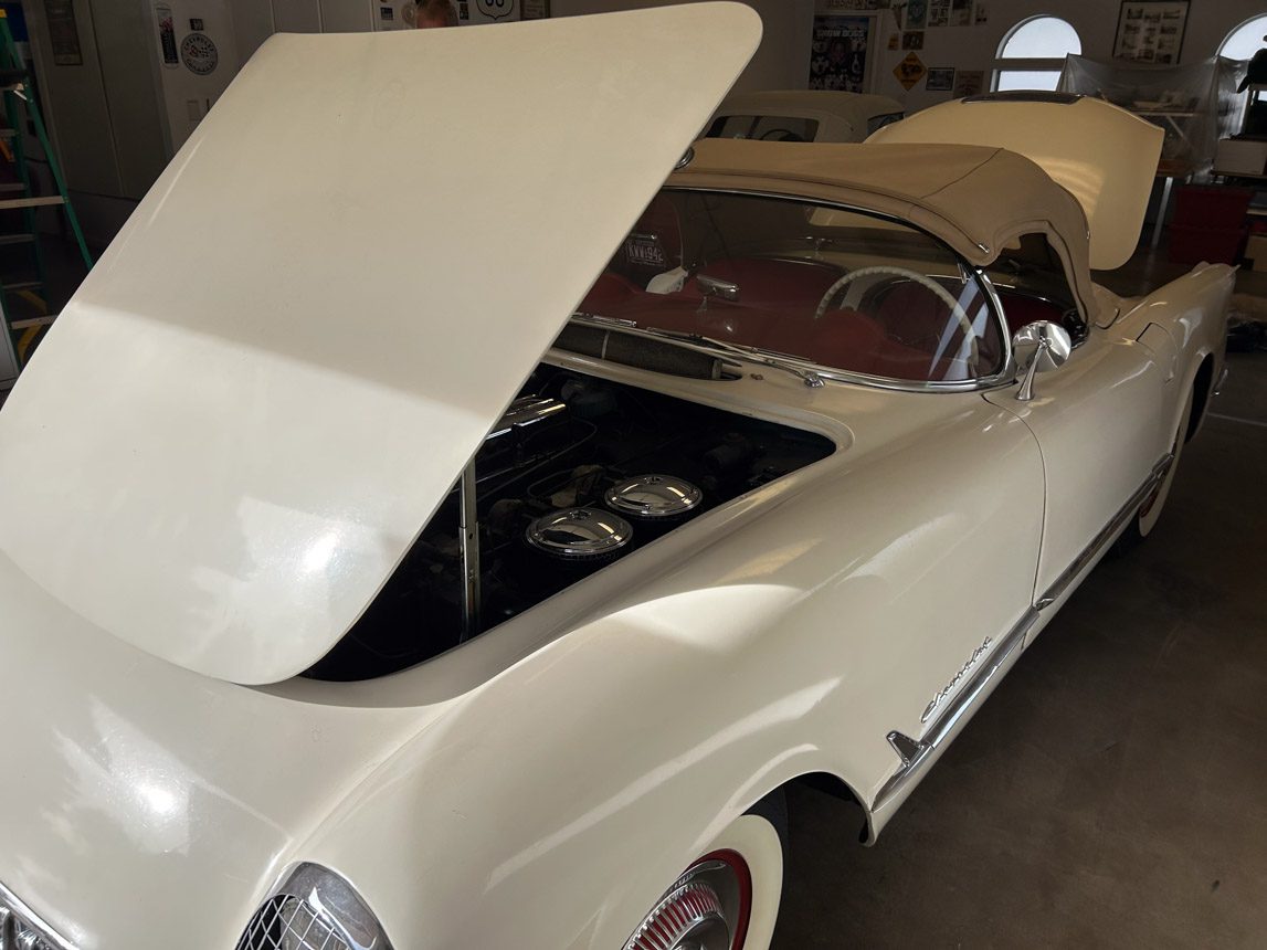 1954 White Corvette 7434