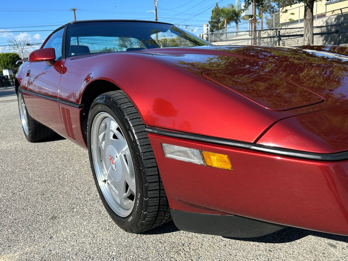 1988 Maroon Corvette Coupe 6180