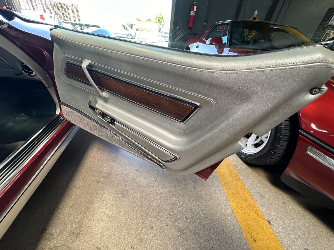 1975 Maroon Corvette Convertible 6814