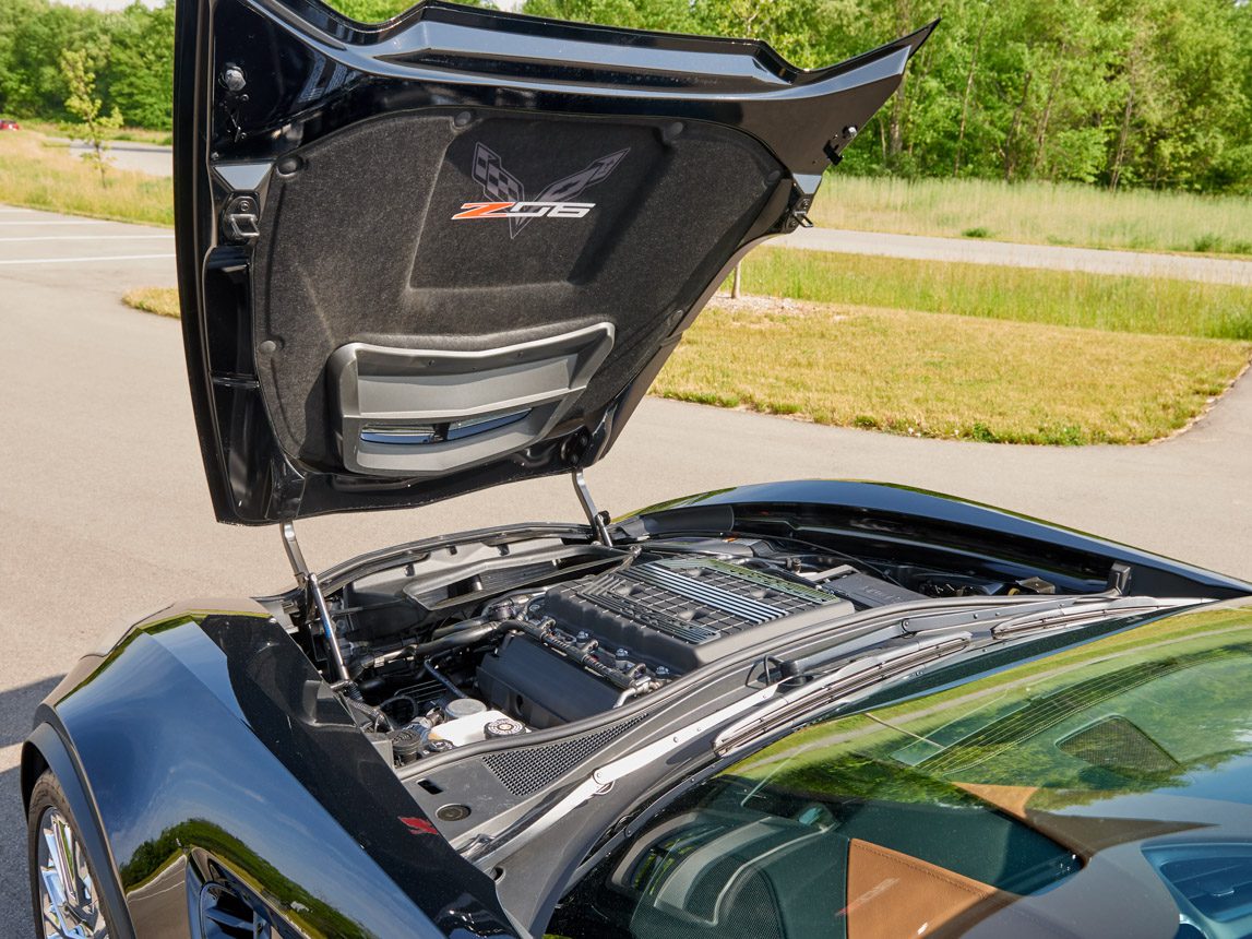 2019 Black Corvettte Z06 Convertible 051