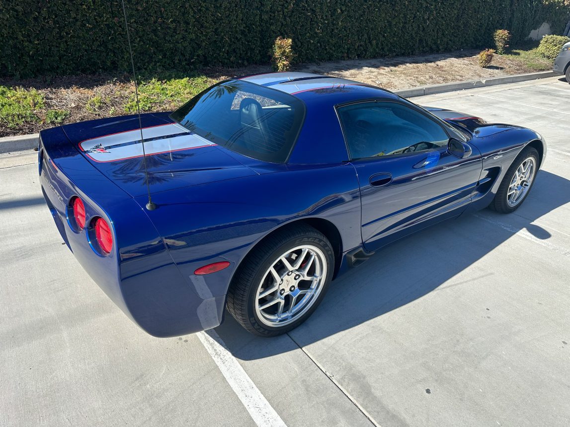 2004 Collector Edition Corvette Z06 (11 of 42)