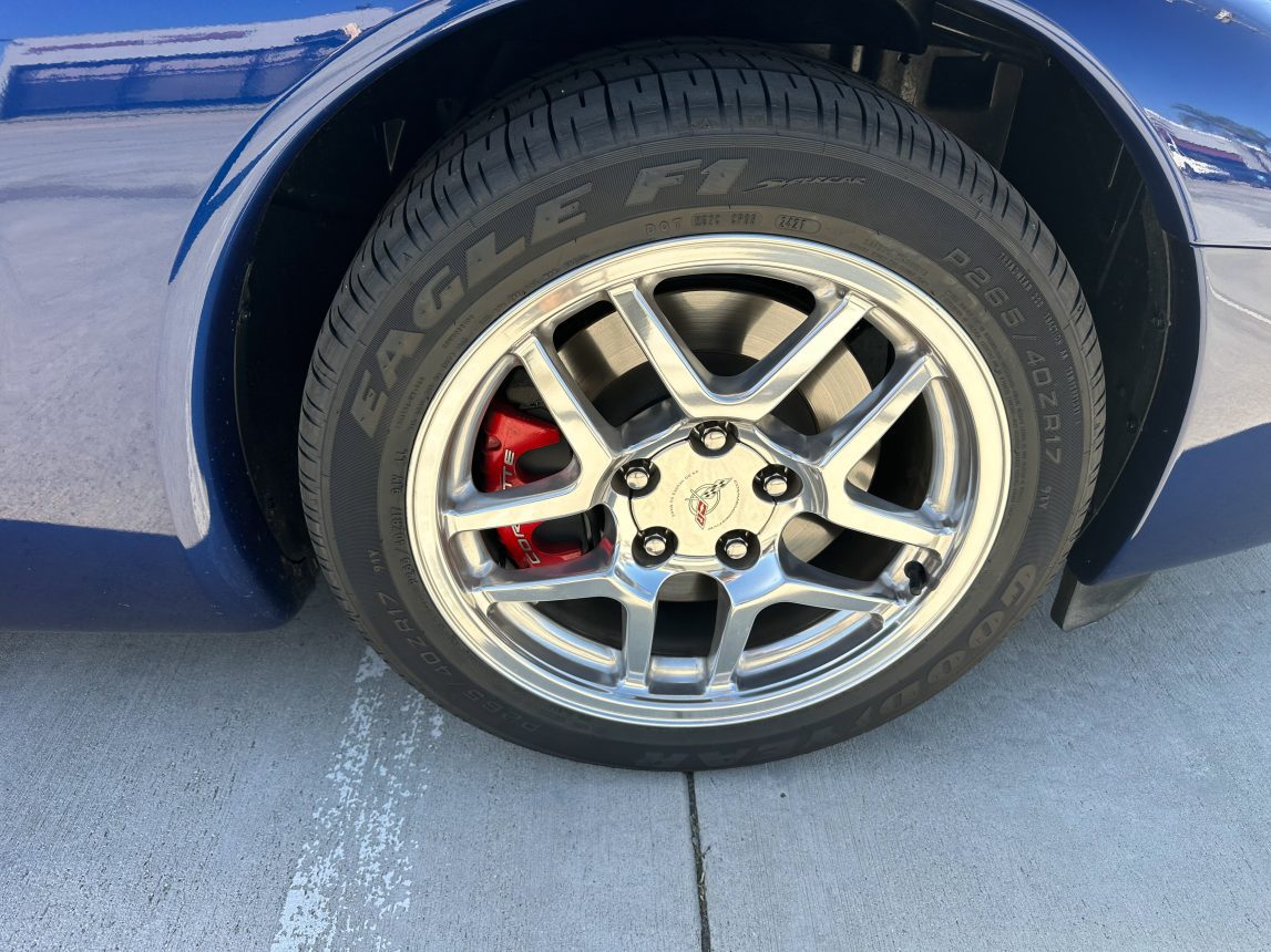 2004 Collector Edition Corvette Z06 (14 of 42)