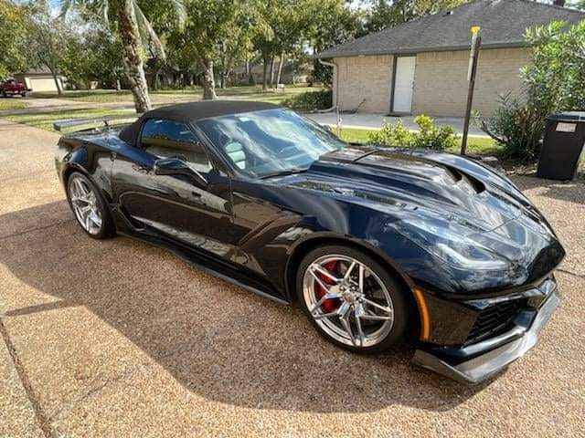 19 Black ZR1 1