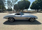 1965 Silver Corvette 8849