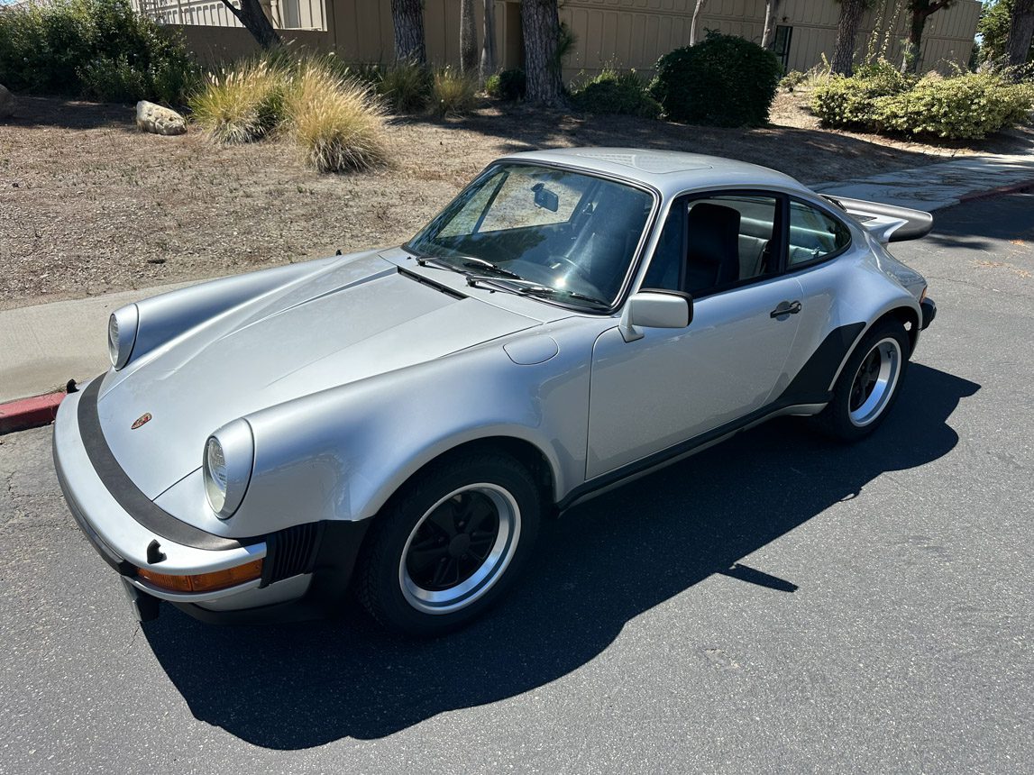 1977 Silver Porsche 930 Turbo 9095