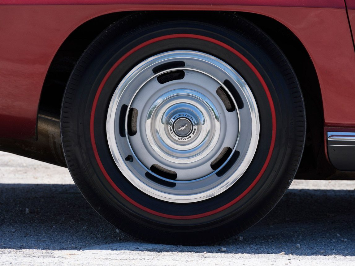 1967 Marlboro Maroon Corvette Survivor 6610