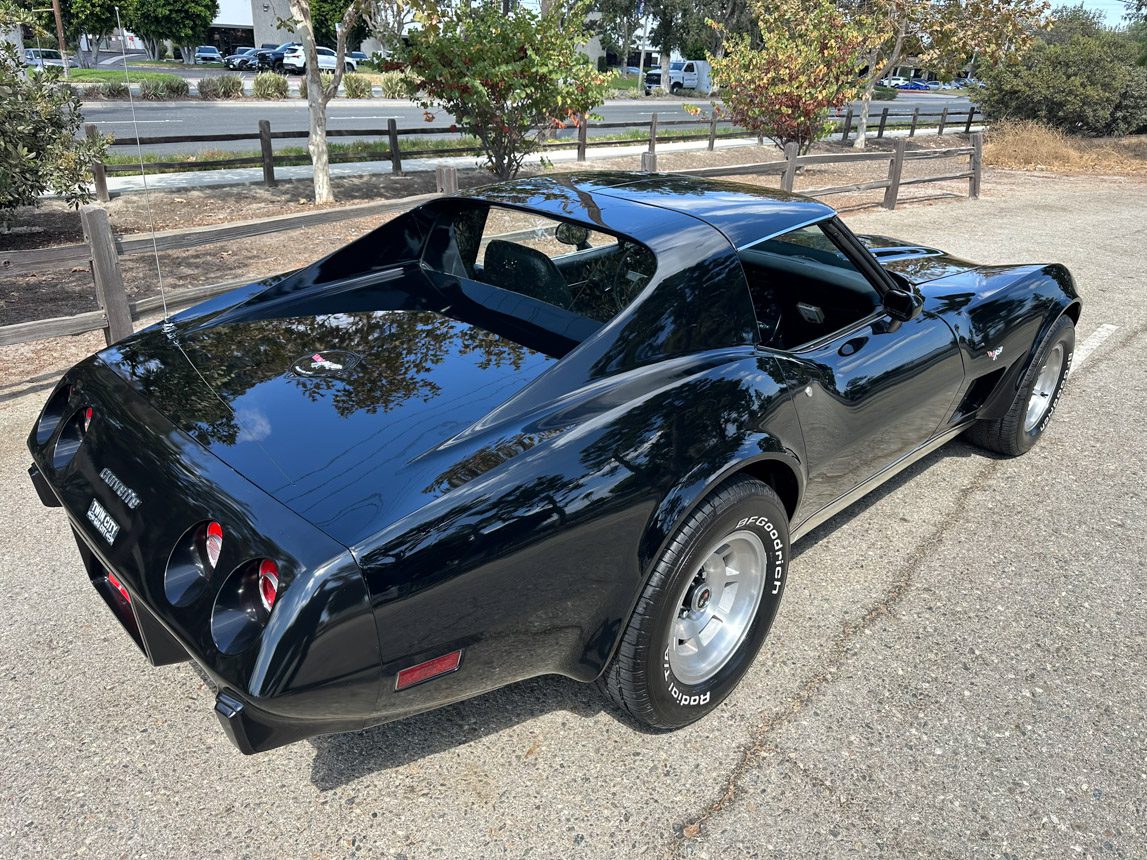 1977 Black Corvette L82 Coupe 9744