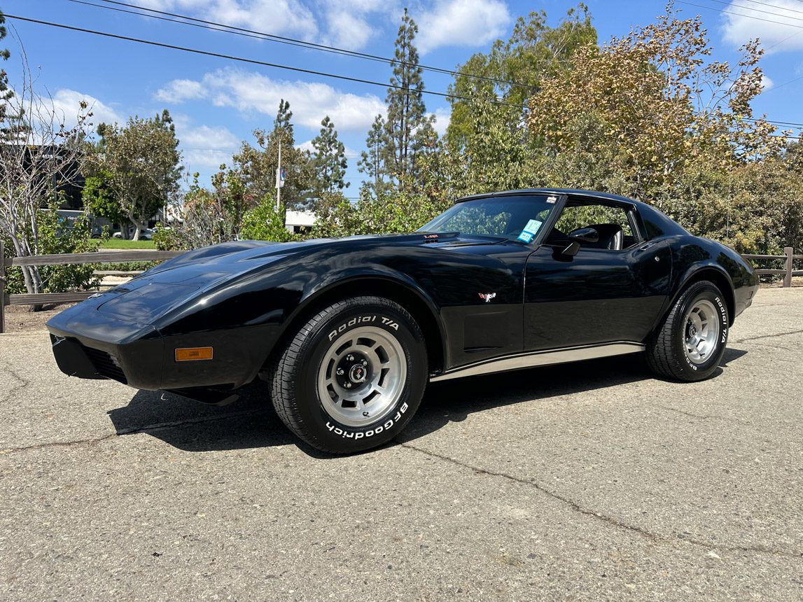 1977 Black Corvette L82 Coupe 9747