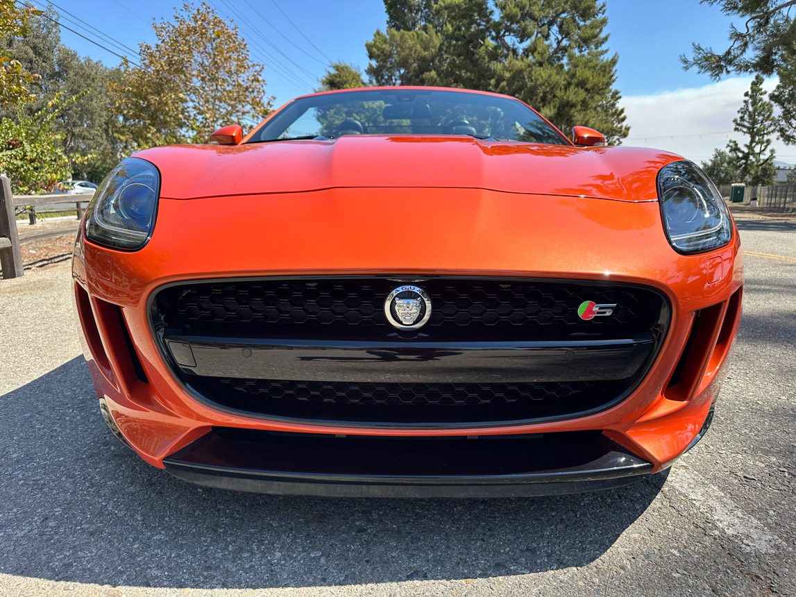 2014 F Type Jaguar Convertible 9577