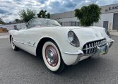 1955 White V8 Corvette 0477