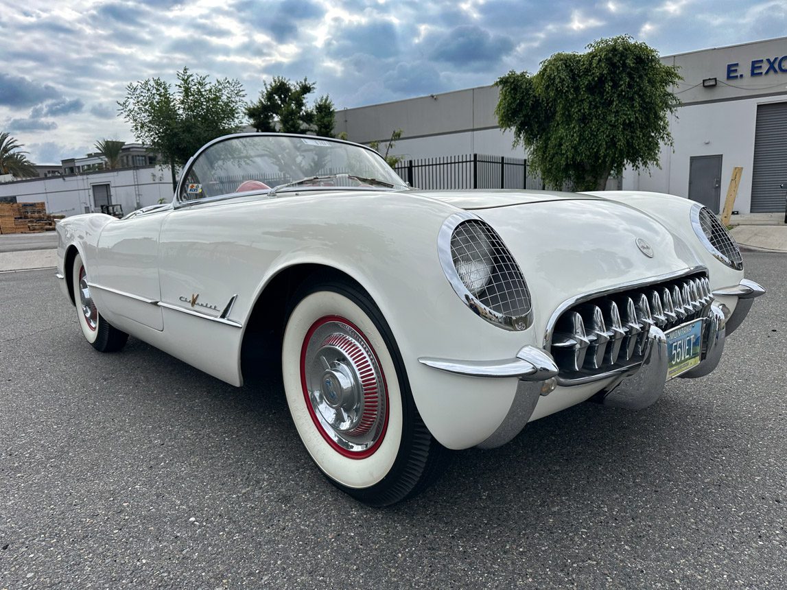 1955 White V8 Corvette 0477