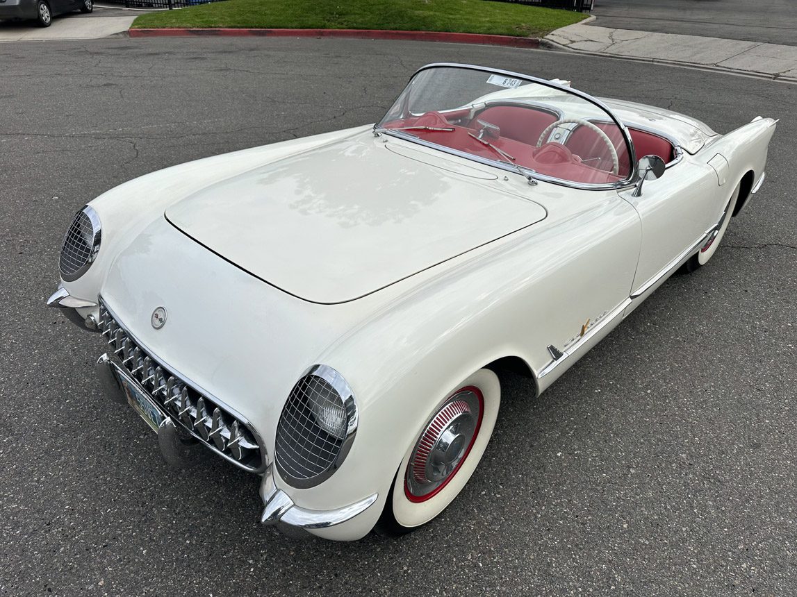 1955 White V8 Corvette 0483