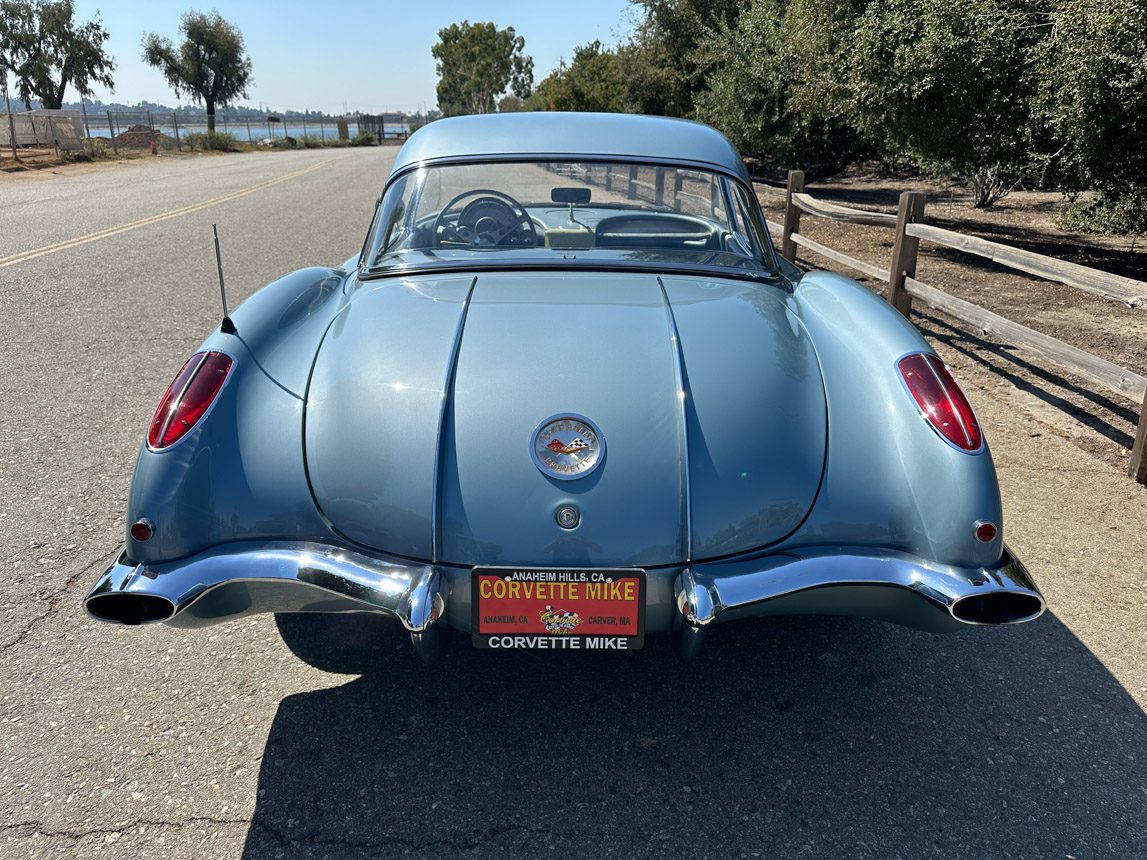 1958 Silver Blue Corvette Fuelie 0008