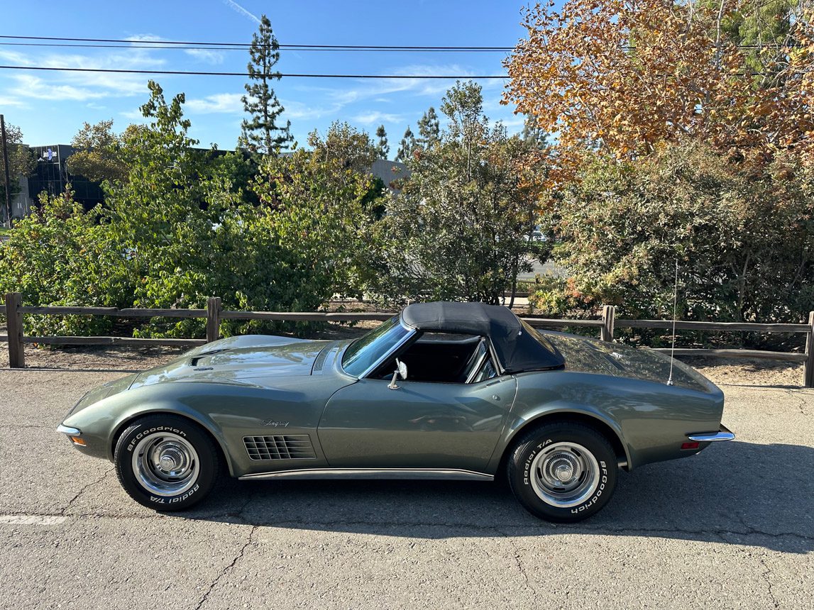 1971 Gray LS5 Corvette Convertible 0095