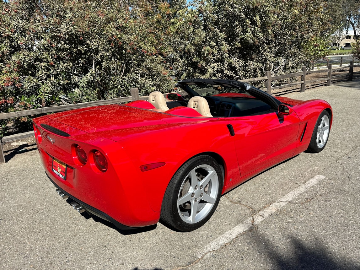 2006 Red Corvette Convertible 0802