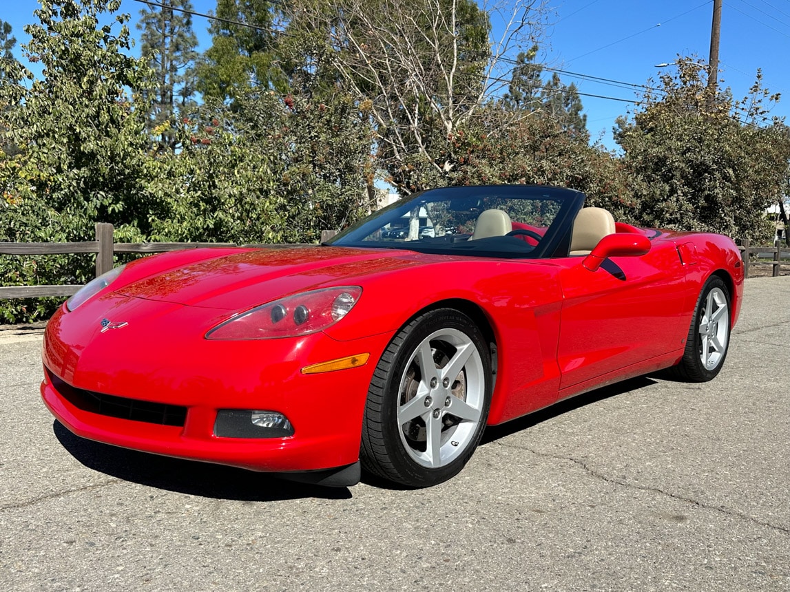 2006 Red Corvette Convertible 0806