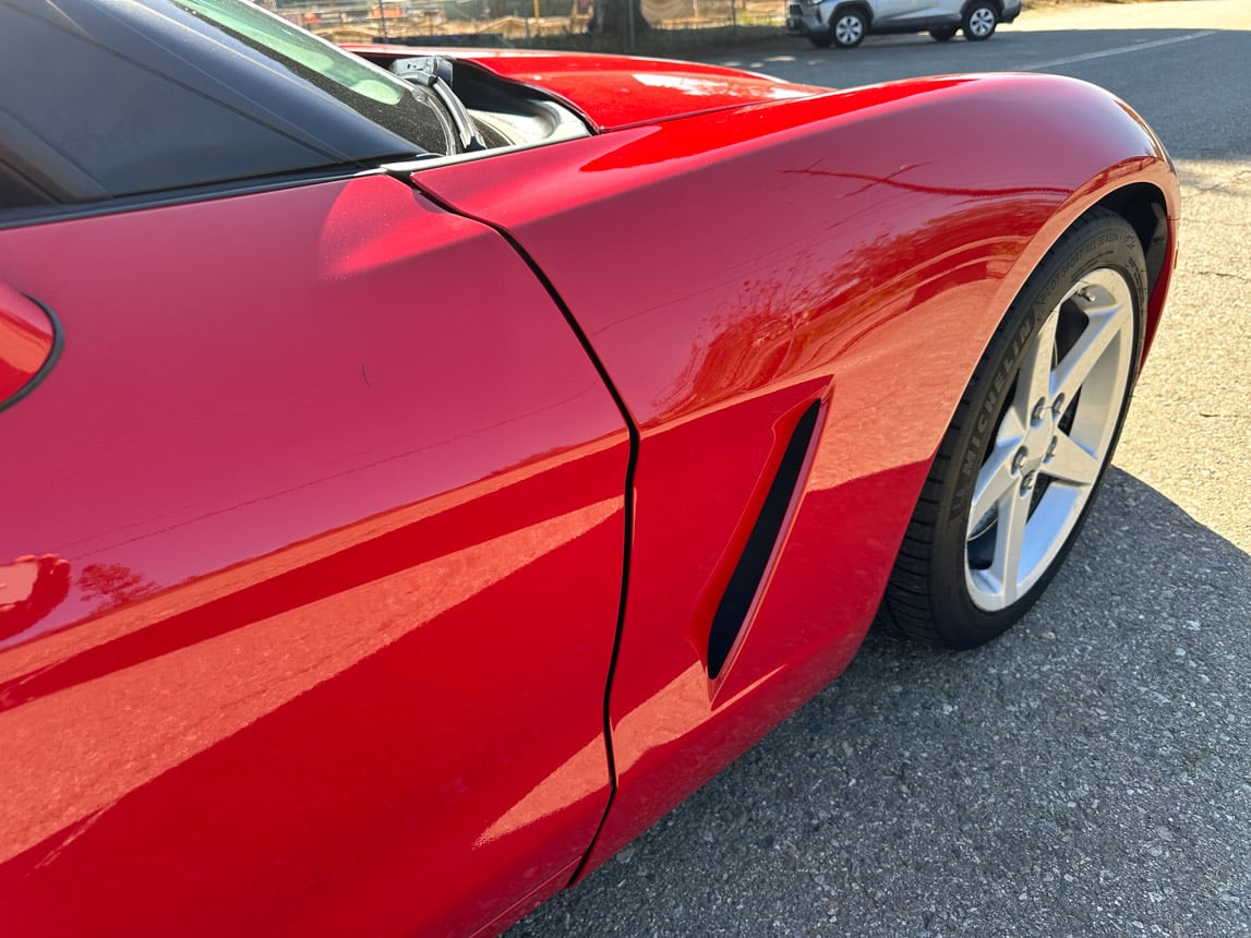 2006 Red Corvette Convertible 0816