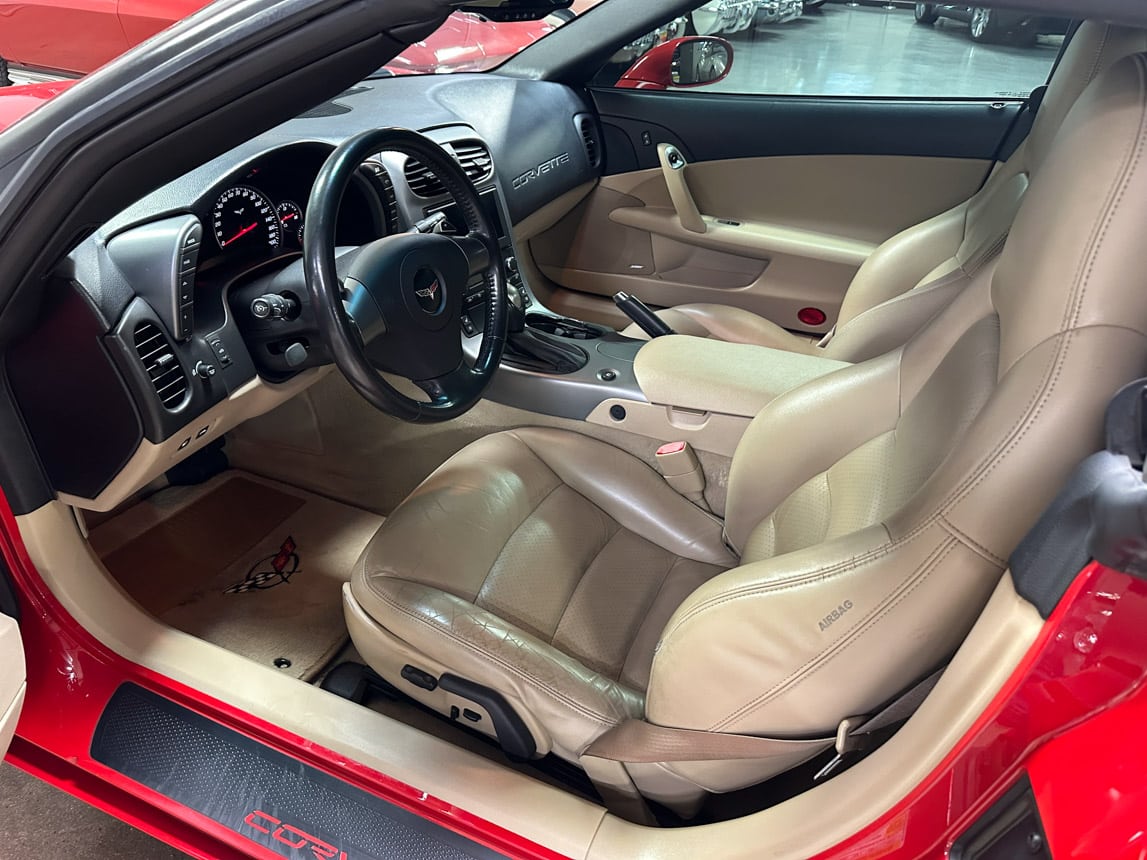 2006 Red Corvette Convertible 0821