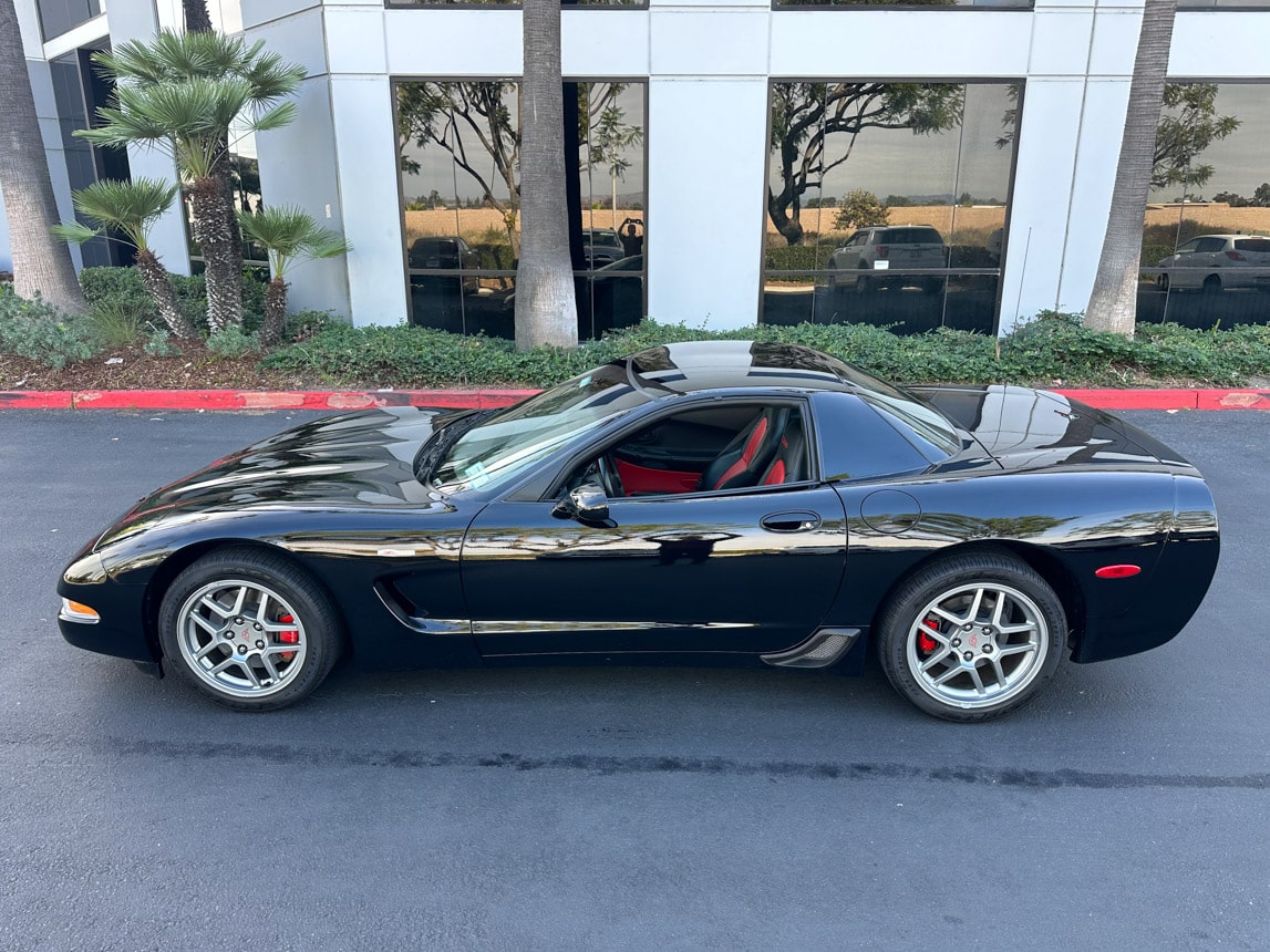 2004 Black Corvette Z06 1578