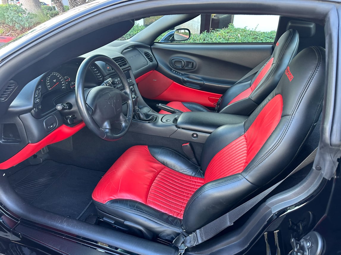 2004 Black Corvette Z06 1592