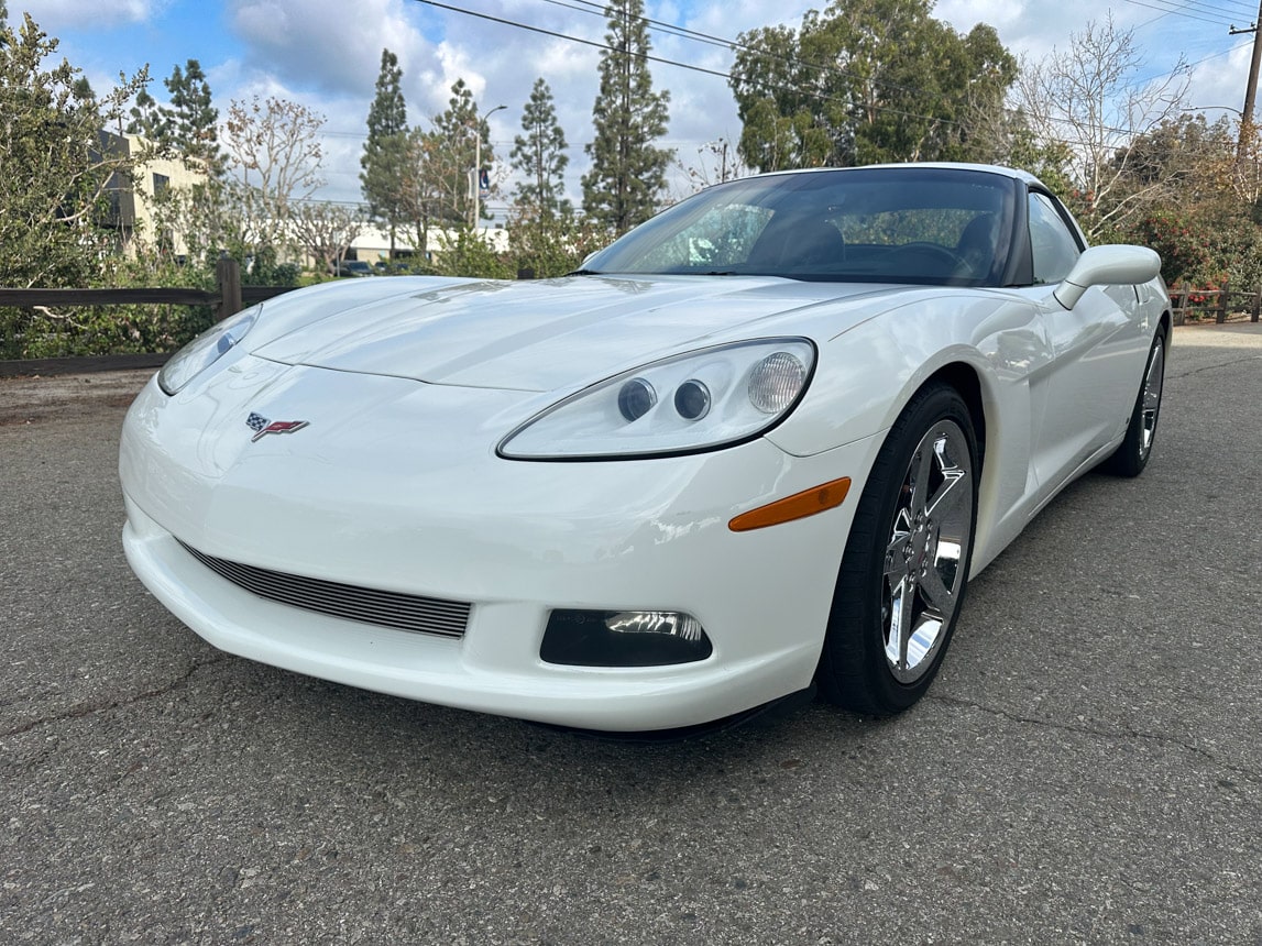 2007 White Corvette 1630