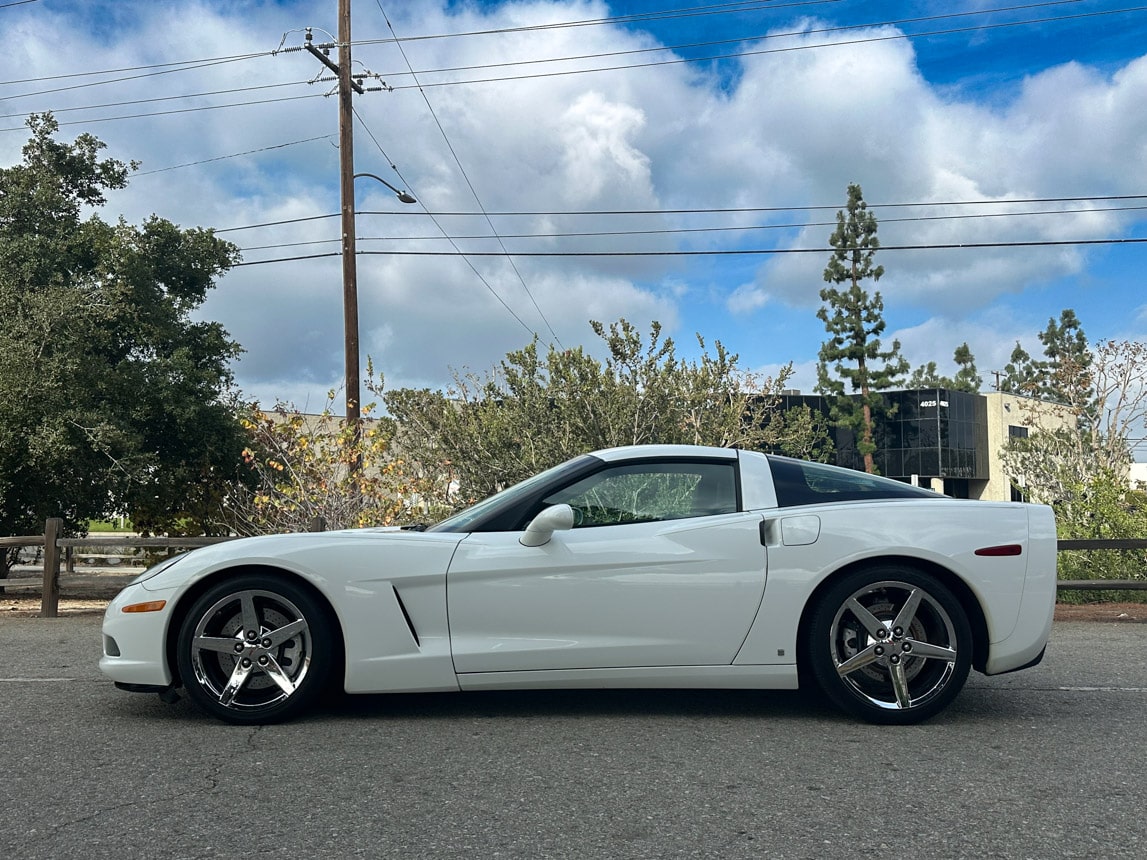 2007 White Corvette 1632