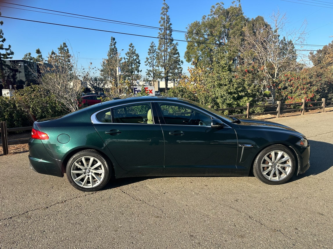 2012 Jaguar XF Sadan 1340