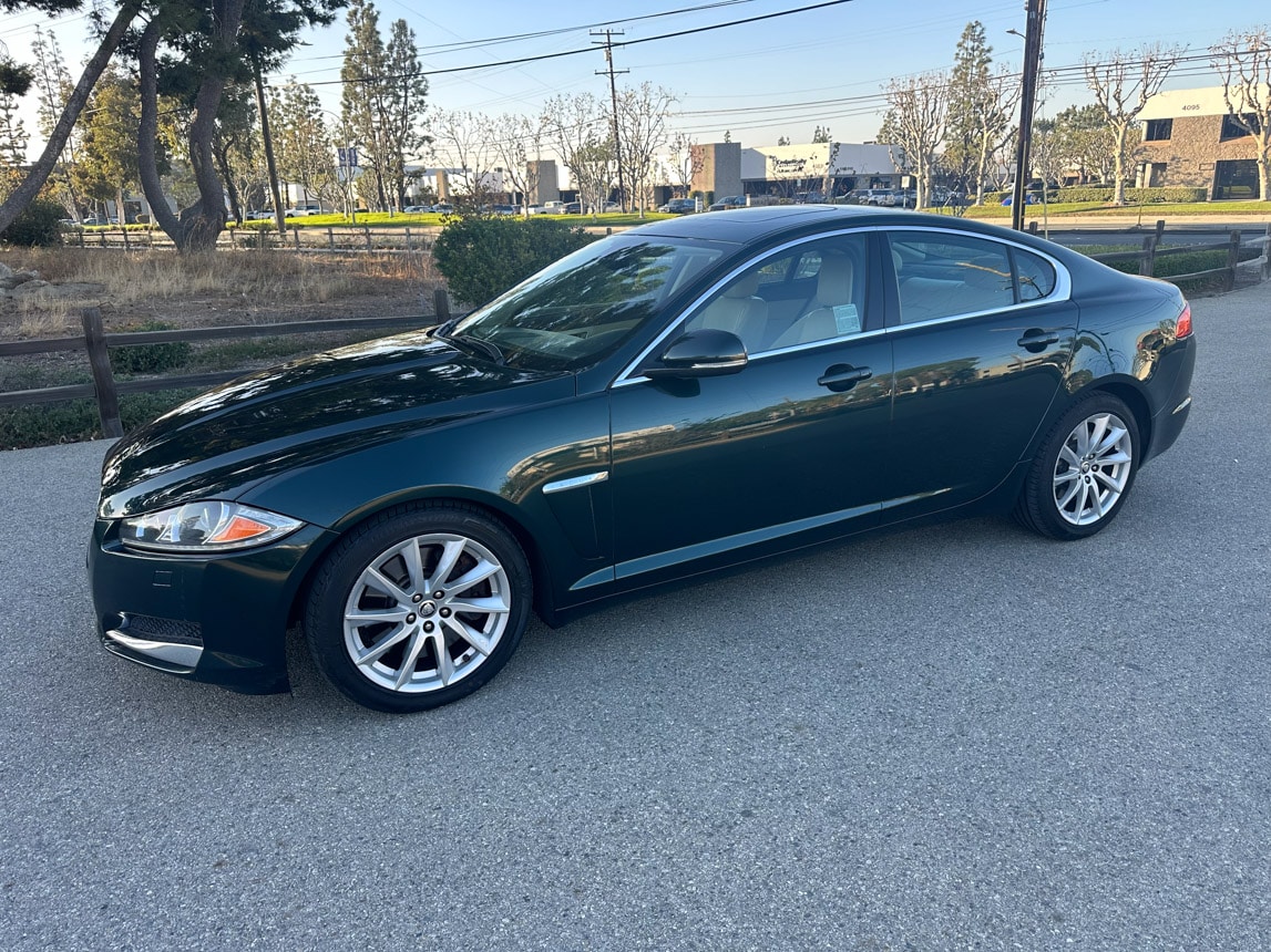 2012 Jaguar XF Sadan 1344