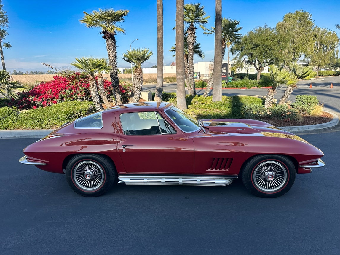 1967 Maroon Corvette Coupe Automatic 1750