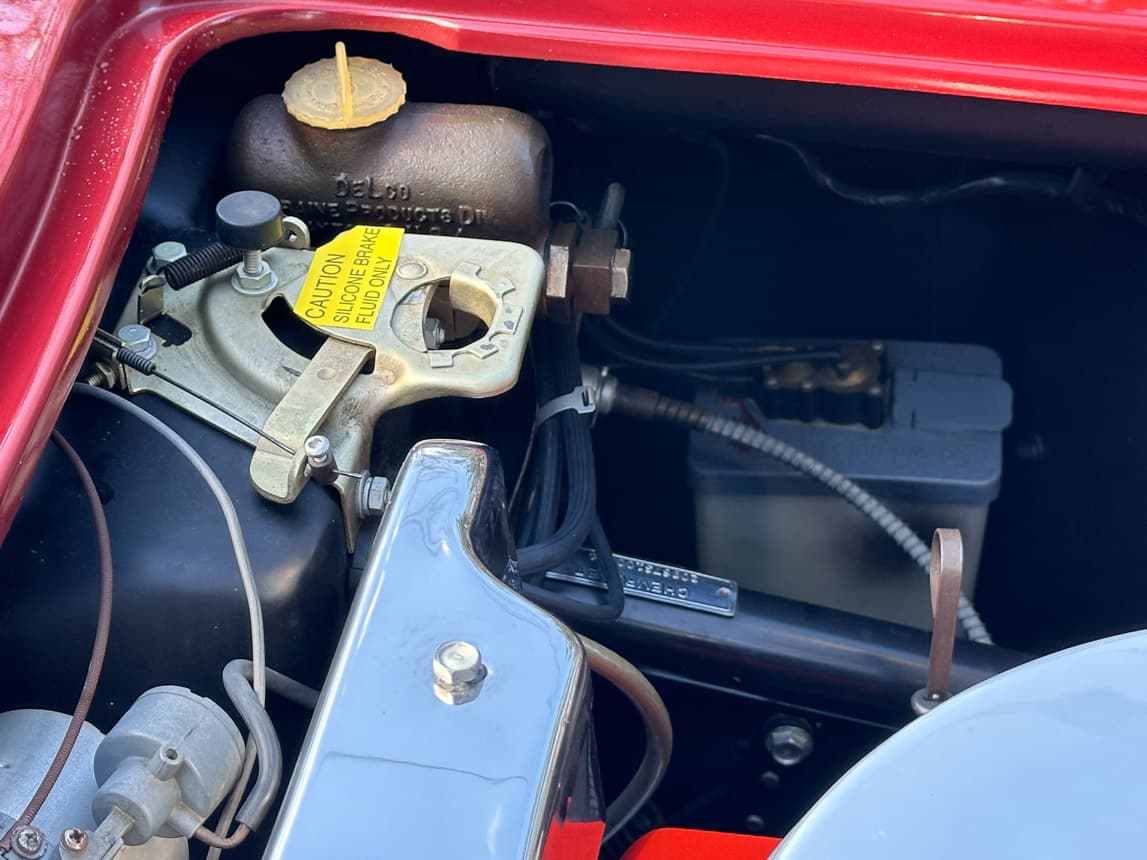 1962 Maroon Corvette 2931