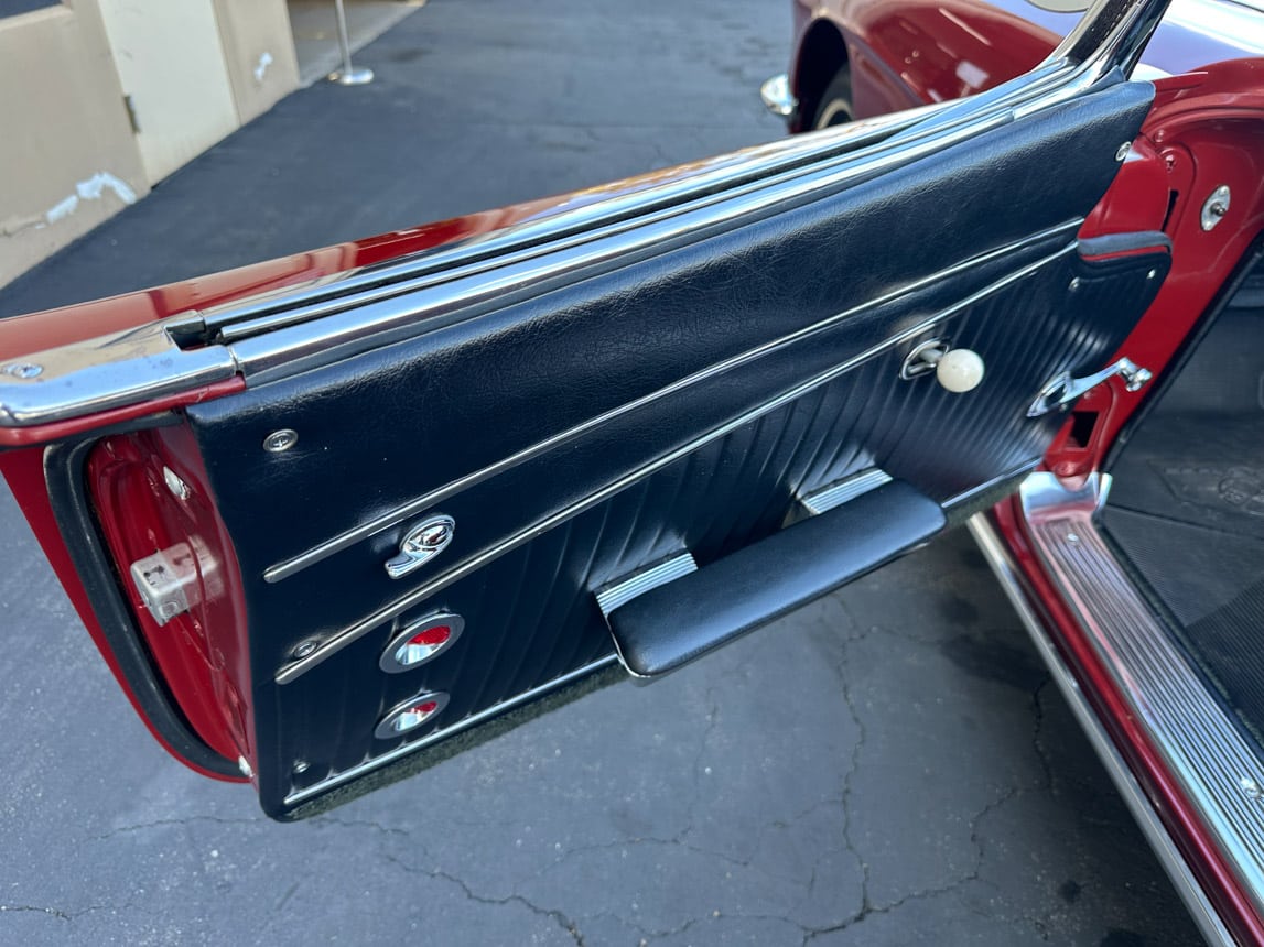 1962 Maroon Corvette 2958